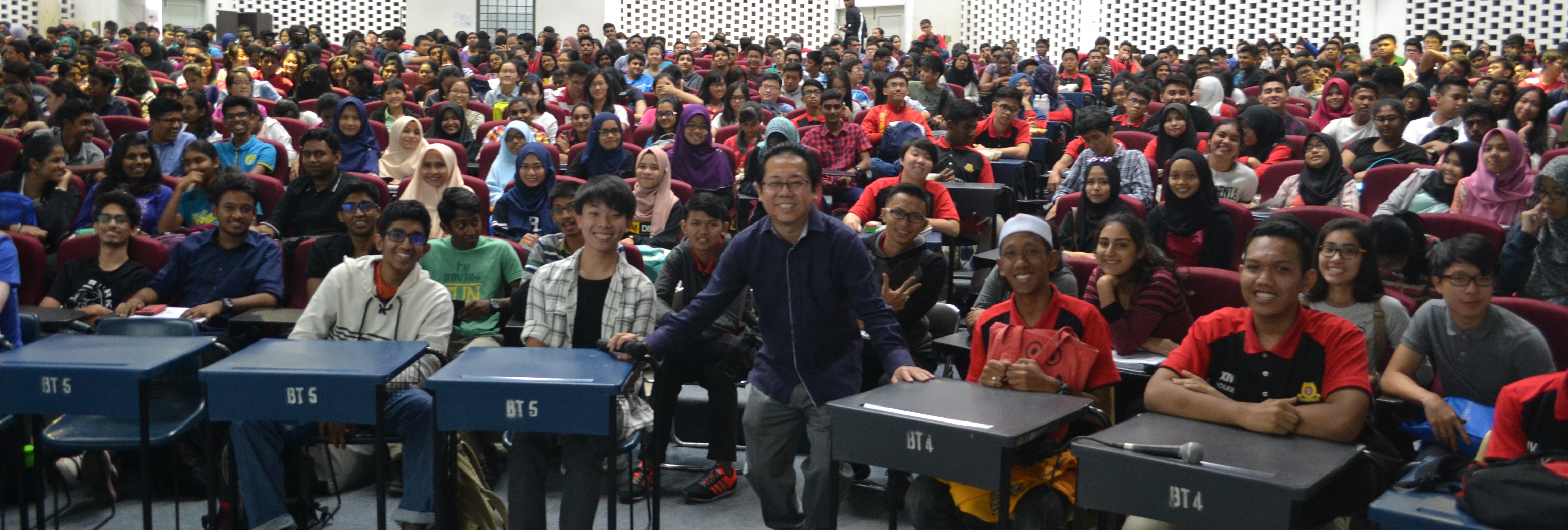 SEMINAR SPM 2015 - FULL HOUSE 1 SEMINAR SPM 2015 - FULL HOUSE 1